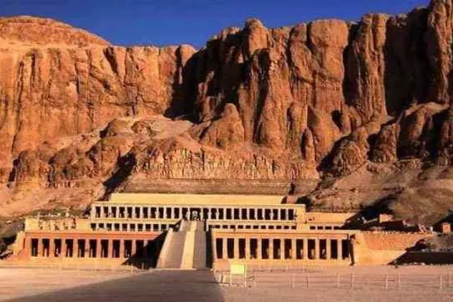 Four days Nile Cruise from Aswan to Luxor